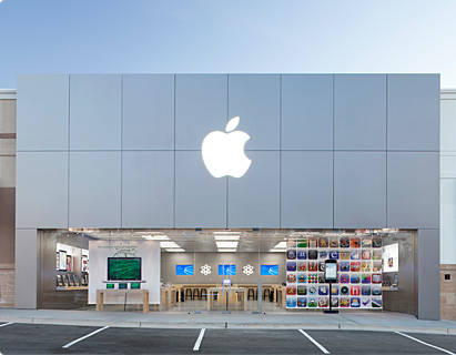 Friendly Center - Apple Store - Apple